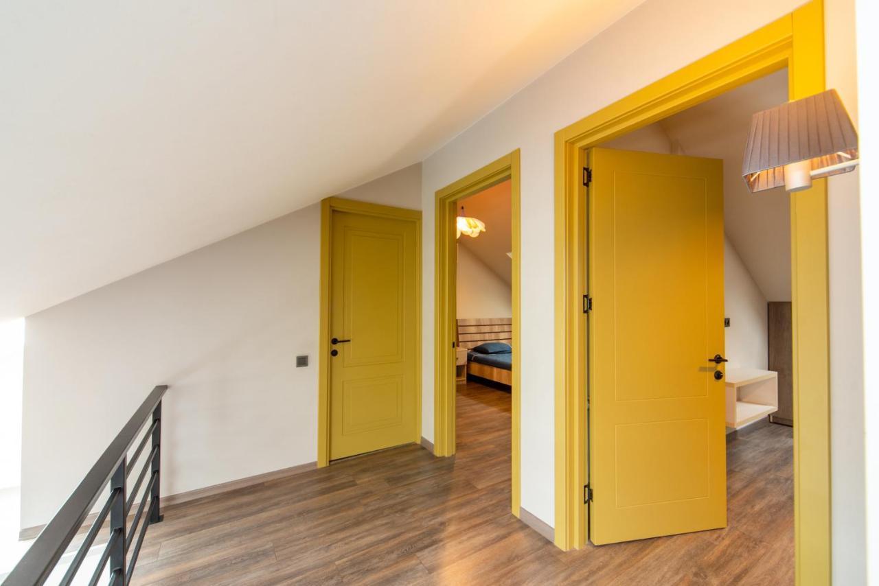 Luxury 4 Bedroom Apartment #1 In The City Center Of Tbilisi ภายนอก รูปภาพ